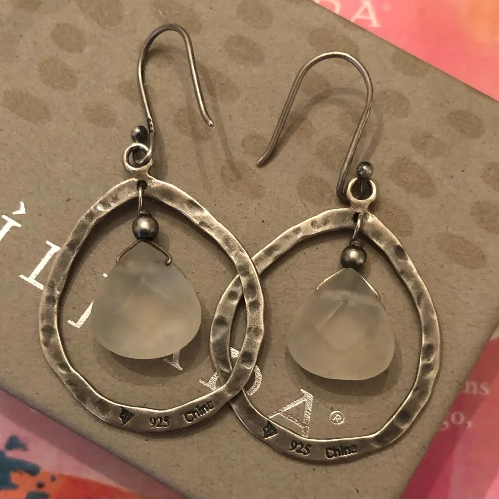 Silpada Sterling Silver and Prehnite Teardrop Earrings W1811 - Picture 13 of 16